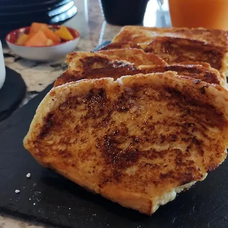 Heritage Stone House With Gourmet Breakfast - D'hotes De Charme Entre Bayeux Et Les Plages Du Debarquement Bed & Breakfast