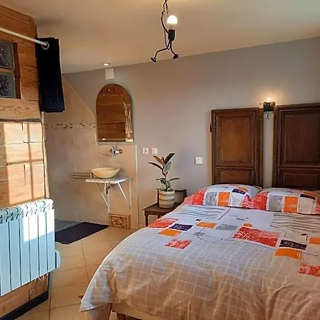 Heritage Stone House With Gourmet Breakfast - D'hotes De Charme Entre Bayeux Et Les Plages Du Debarquement Bed & Breakfast