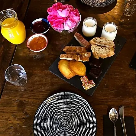 Bed & Breakfast Heritage Stone House With Gourmet Breakfast - D'hotes De Charme Entre Bayeux Et Les Plages Du Debarquement