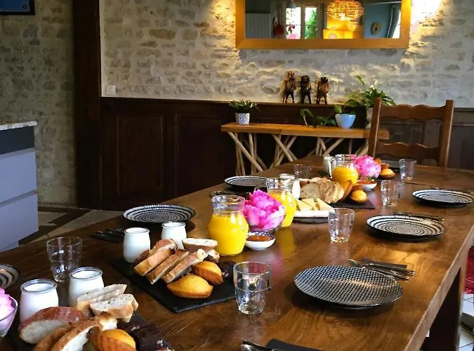 Heritage Stone House With Gourmet Breakfast - D'hotes De Charme Entre Bayeux Et Les Plages Du Debarquement 3*