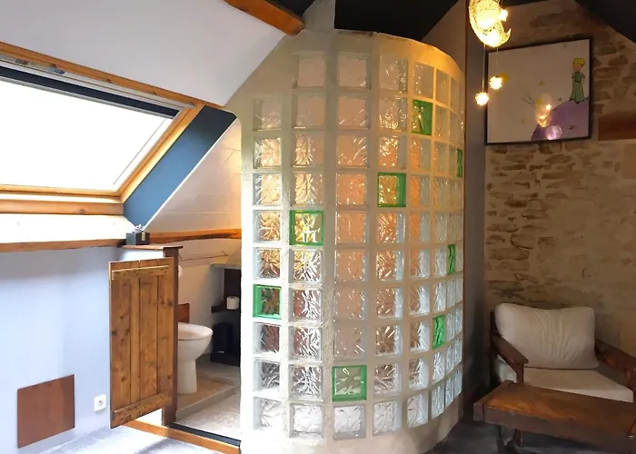 Bed & Breakfast Heritage Stone House With Gourmet Breakfast - D'hotes De Charme Entre Bayeux Et Les Plages Du Debarquement Sommervieu