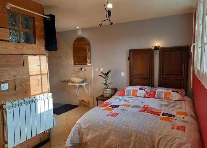 Heritage Stone House With Gourmet Breakfast - D'hotes De Charme Entre Bayeux Et Les Plages Du Debarquement Sommervieu