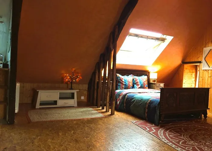 Heritage Stone House With Gourmet Breakfast - D'hotes De Charme Entre Bayeux Et Les Plages Du Debarquement Sommervieu